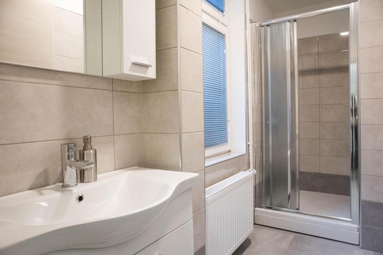 Jantar Apartmaji Novo Mesto Exterior foto